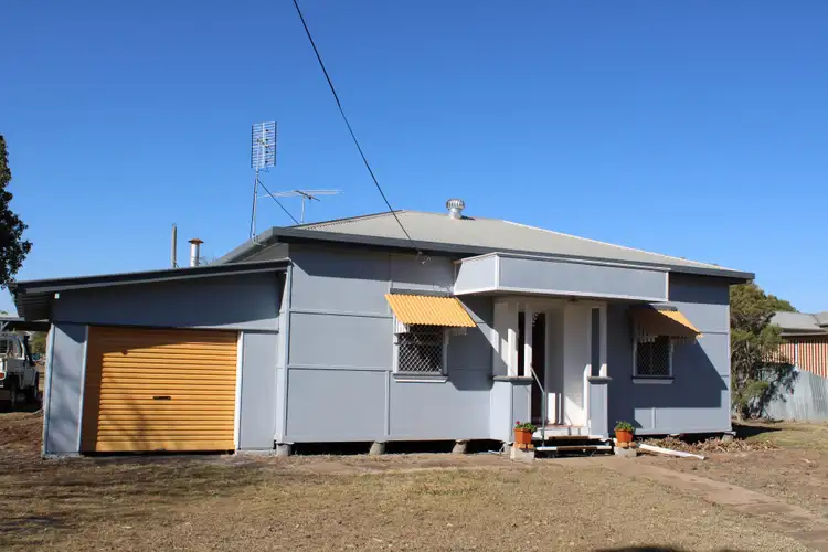 33 Sydney Street, Jandowae QLD 4410