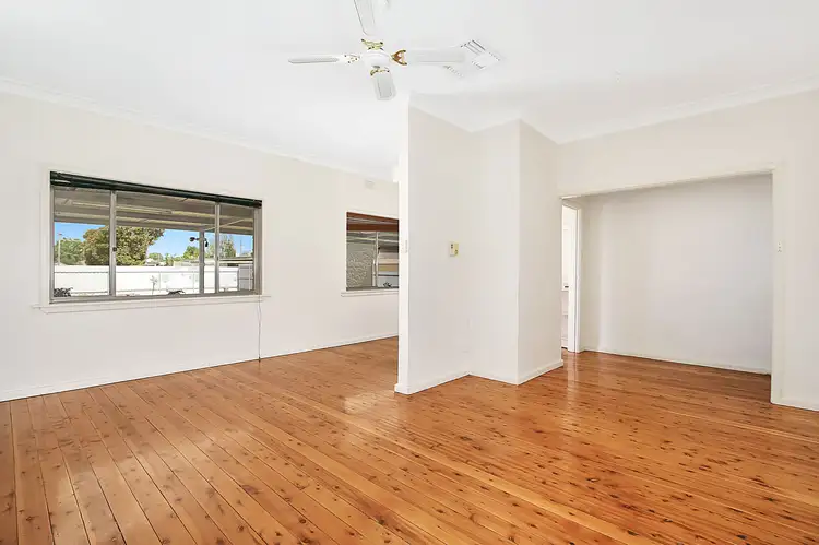 Second view of Homely house listing, 32 Vermont Street, Wodonga VIC 3690