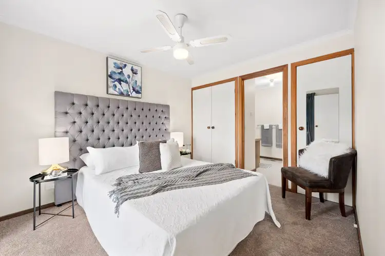 Fifth view of Homely unit listing, 1/15 Crampton Crescent, Mill Park VIC 3082