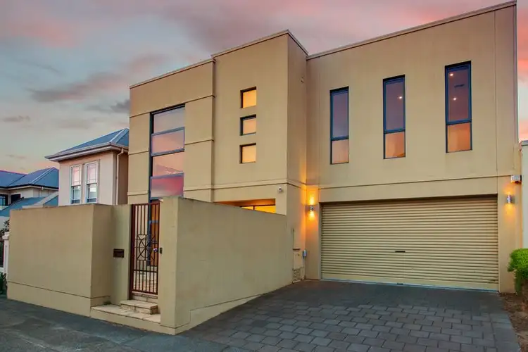 10 Wellington Close, North Adelaide SA 5006