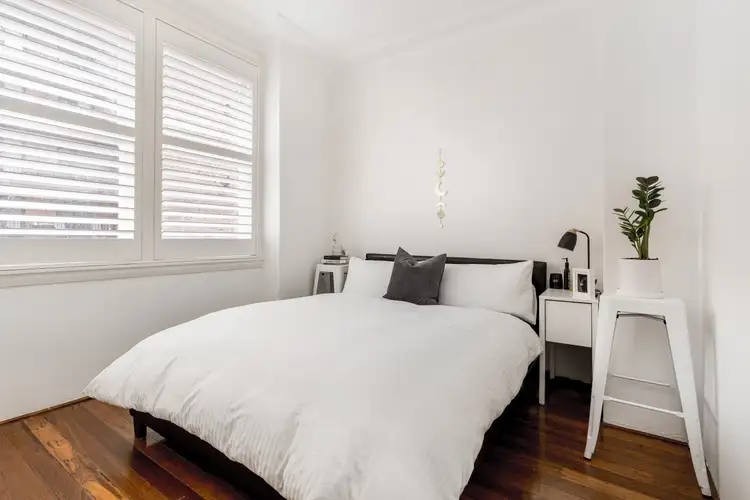 Fourth view of Homely apartment listing, 301/3-5 Greenknowe Avenue, Elizabeth Bay NSW 2011