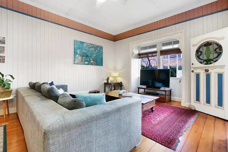 55 Dansie Street, Greenslopes QLD 4120