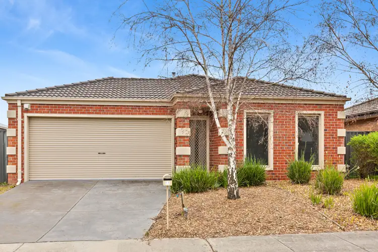 27 Tangelo Terrace, Pakenham VIC 3810