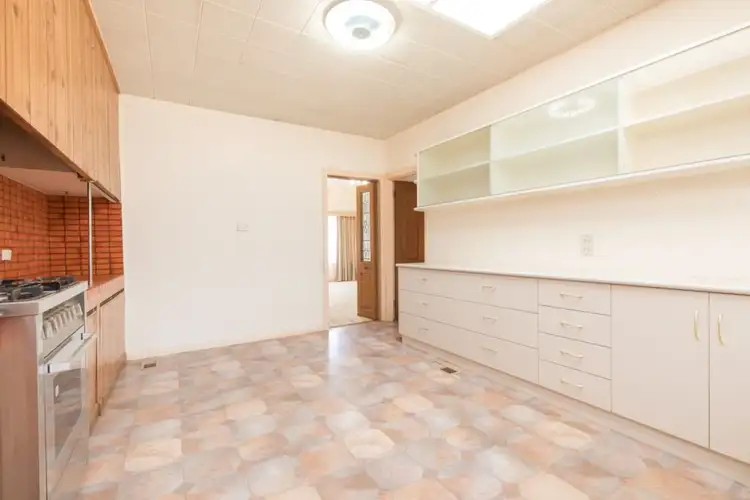 Sixth view of Homely house listing, 7 Jacaranda Street, Red Cliffs VIC 3496