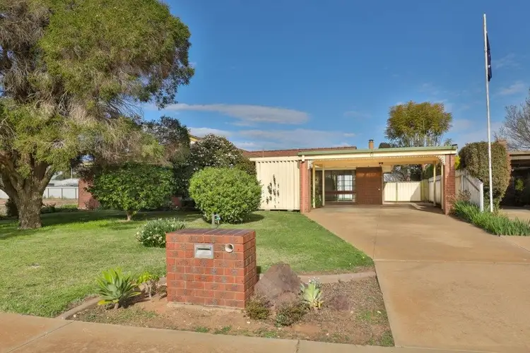6 Gambetta Court, Mildura VIC 3500
