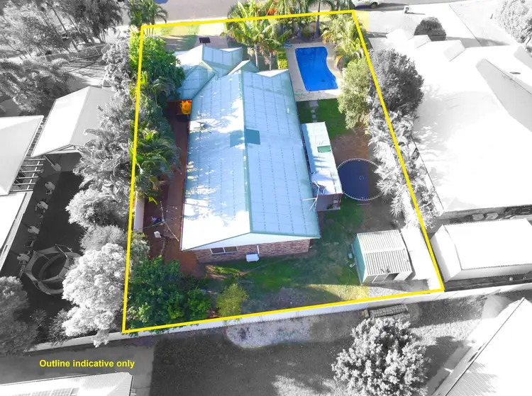 Second view of Homely house listing, 3 Ibell Court, Emerald QLD 4720