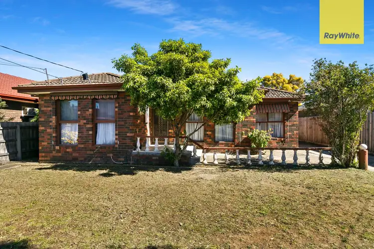 33 Erindale Avenue, Deer Park VIC 3023