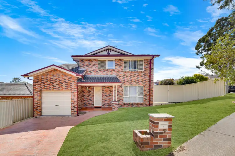 2a Hans Place, Casula NSW 2170