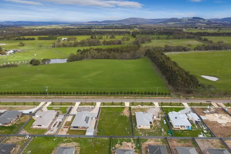 134 Knox Road, Romsey VIC 3434