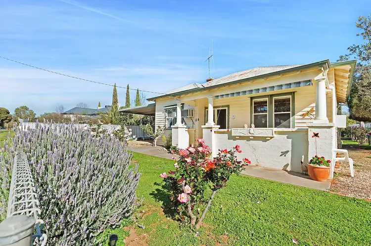 31 Jeffrey Street, Elmore VIC 3558