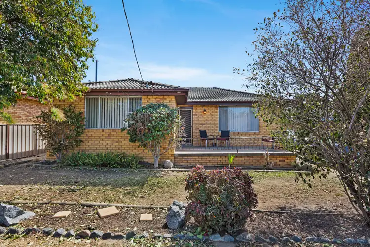 15 Larool Street, Tamworth NSW 2340