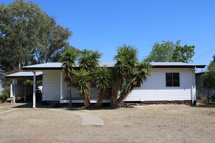 6 Drury Street, Dalby QLD 4405