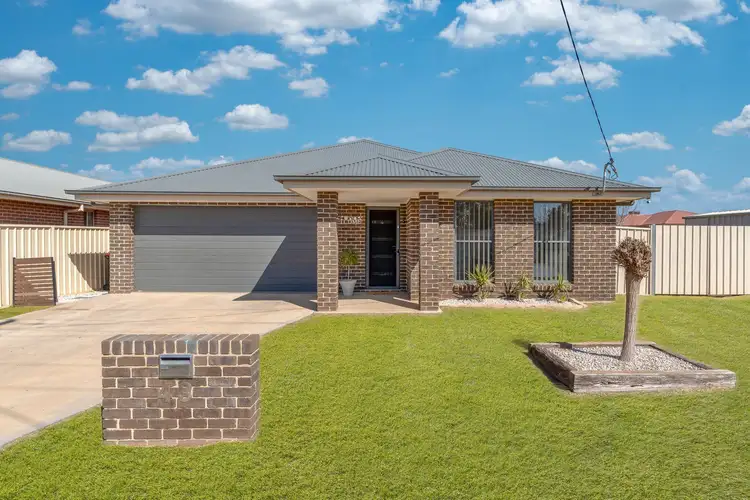 43 Best Street, Parkes NSW 2870