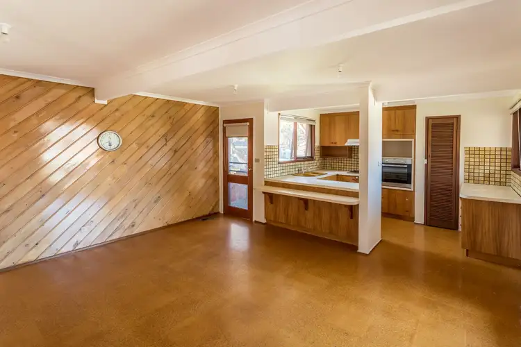 Second view of Homely house listing, 6 Serra Court, Tatura VIC 3616