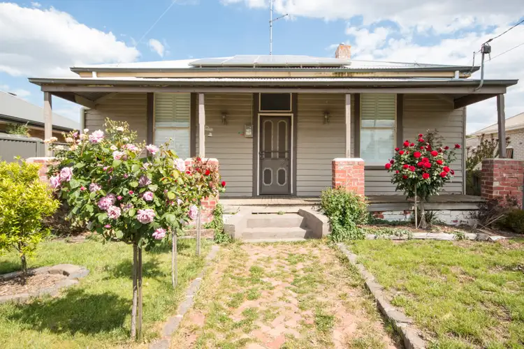 120 Canterbury Street, Brown Hill VIC 3350
