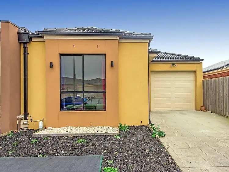 Second view of Homely house listing, 2/18 Vassar Court, Truganina VIC 3029