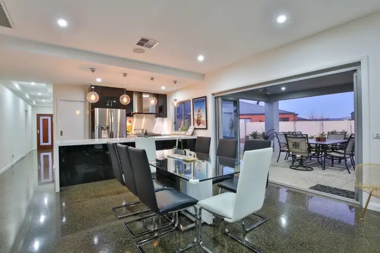 Fifth view of Homely house listing, 8 Teresa Court, Mildura VIC 3500