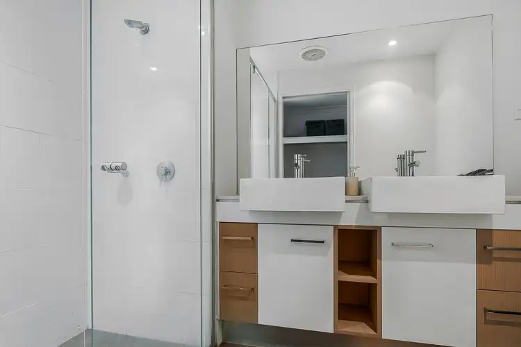 Sixth view of Homely unit listing, 6/430 Pine Ridge Road, Coombabah QLD 4216