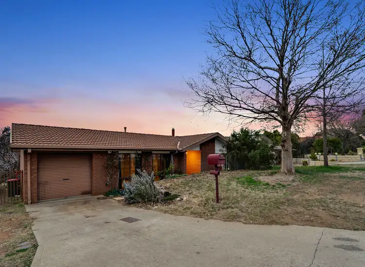 127 Ratcliffe Crescent, Florey ACT 2615