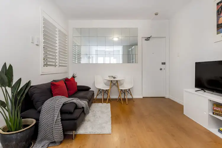 Fourth view of Homely studio listing, 5/4 McDonald Street, Potts Point NSW 2011