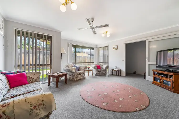 Second view of Homely house listing, 2/31 Broadway, Bonbeach VIC 3196