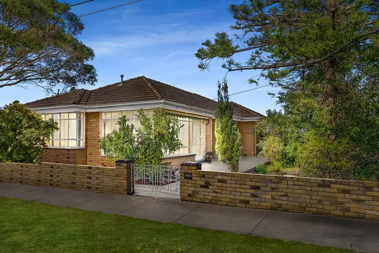 49 McSwain Street, Parkdale VIC 3195