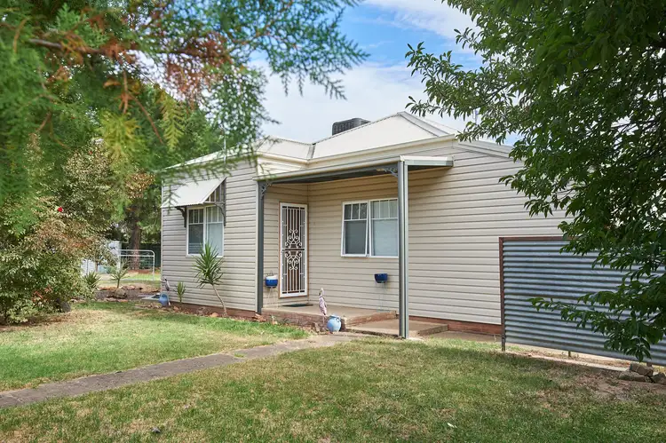 1 Hayes Street, North Wagga Wagga NSW 2650