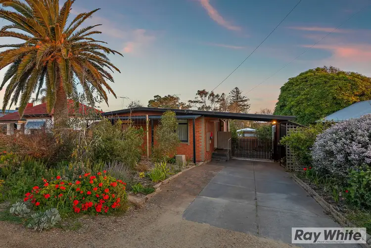 8 Maturin Avenue, Christies Beach SA 5165