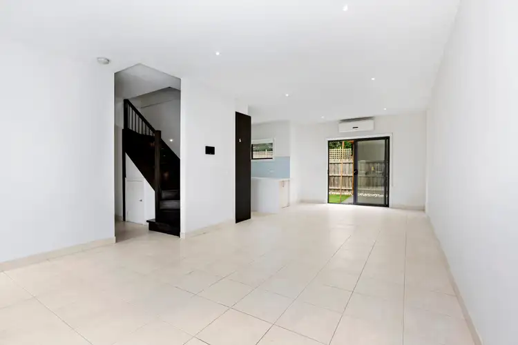 Fourth view of Homely townhouse listing, 2/18 Oakleigh Street, Oakleigh East VIC 3166