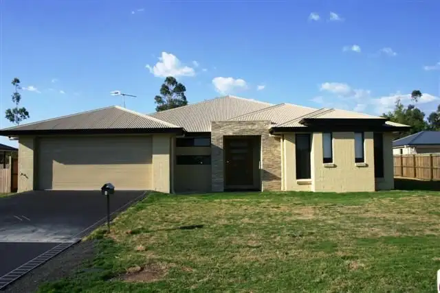 5 St Andrews Chase