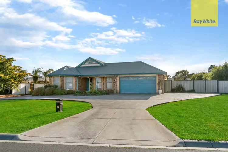 18 Rupertswood Drive, Brookfield VIC 3338