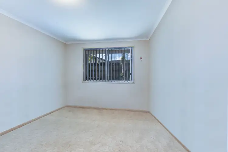 Fifth view of Homely unit listing, 2/40 Cypress Street, Kuluin QLD 4558