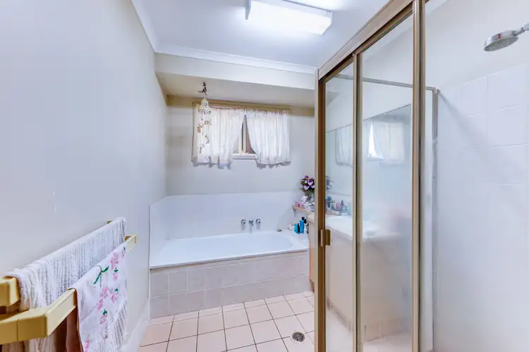 Sixth view of Homely unit listing, 2/40 Cypress Street, Kuluin QLD 4558