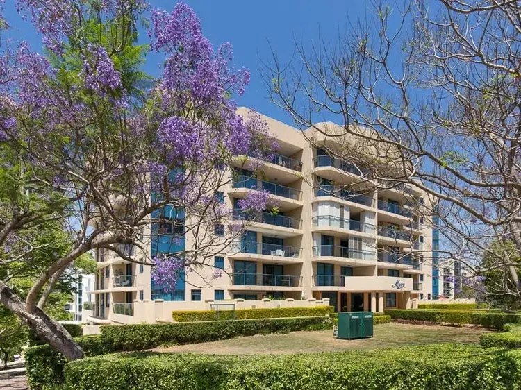Second view of Homely unit listing, 27/45 Deakin Street, Kangaroo Point QLD 4169