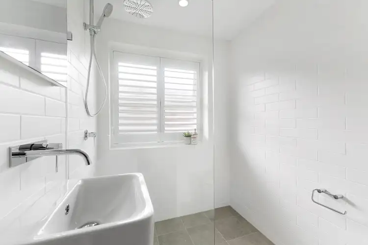 Fifth view of Homely apartment listing, 2/33 Addison Road, Manly NSW 2095