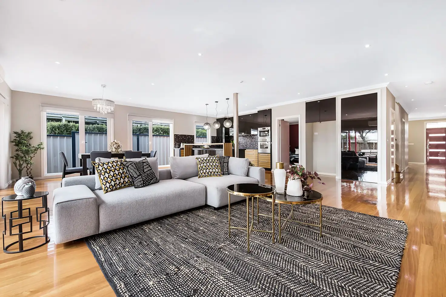Main view of Homely townhouse listing, 19B Evelyn Street, Bentleigh VIC 3204