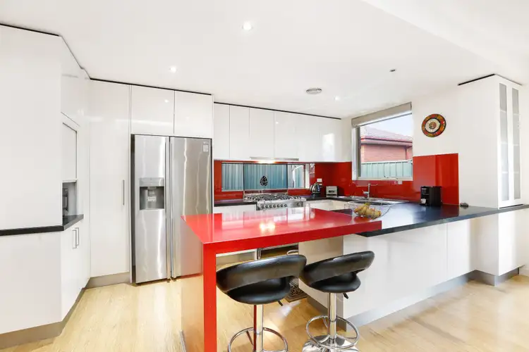 Fifth view of Homely townhouse listing, 2/10 Shepherd Street, Glenroy VIC 3046