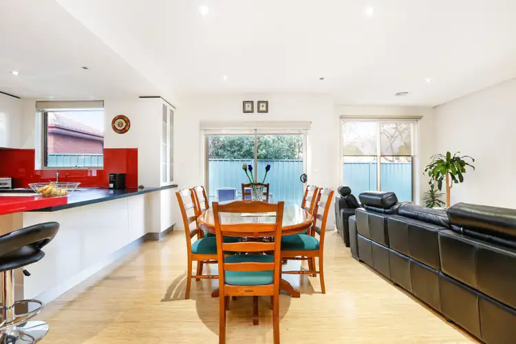 Sixth view of Homely townhouse listing, 2/10 Shepherd Street, Glenroy VIC 3046