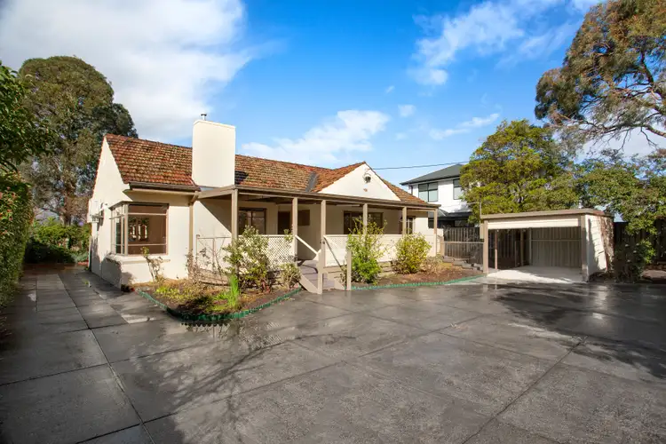 1/248 Waiora Road, Macleod VIC 3085