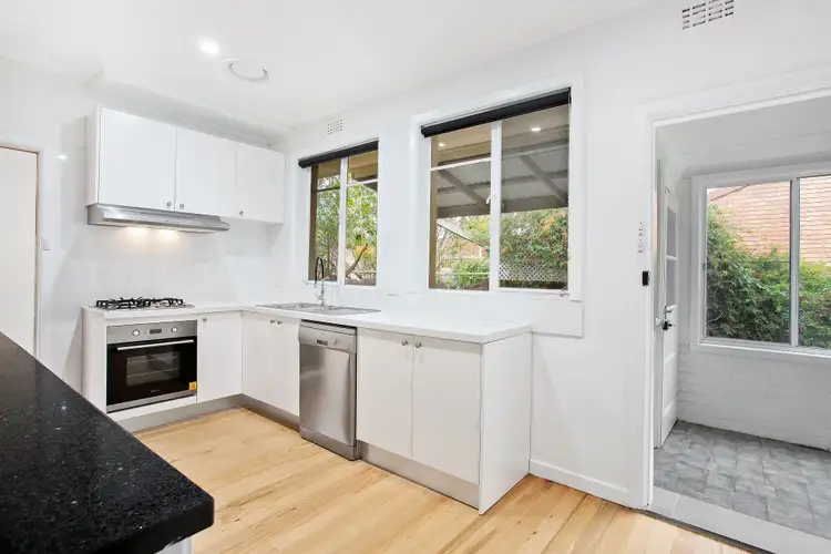 Fifth view of Homely house listing, 1/248 Waiora Road, Macleod VIC 3085