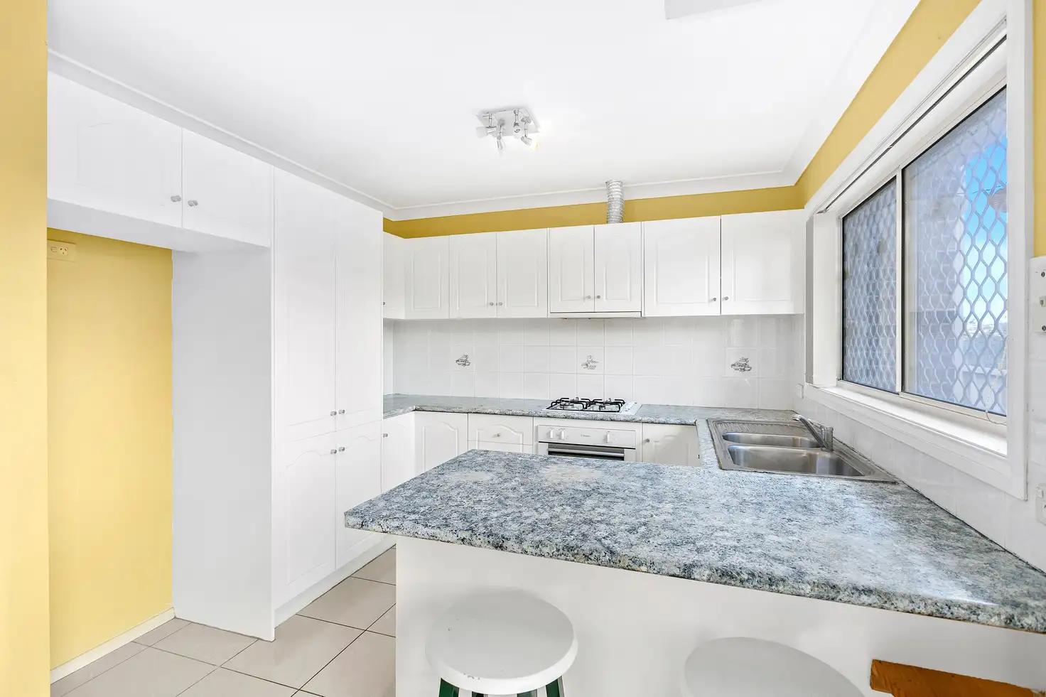 Main view of Homely townhouse listing, 5/18-20 Termeil Place, Flinders NSW 2529