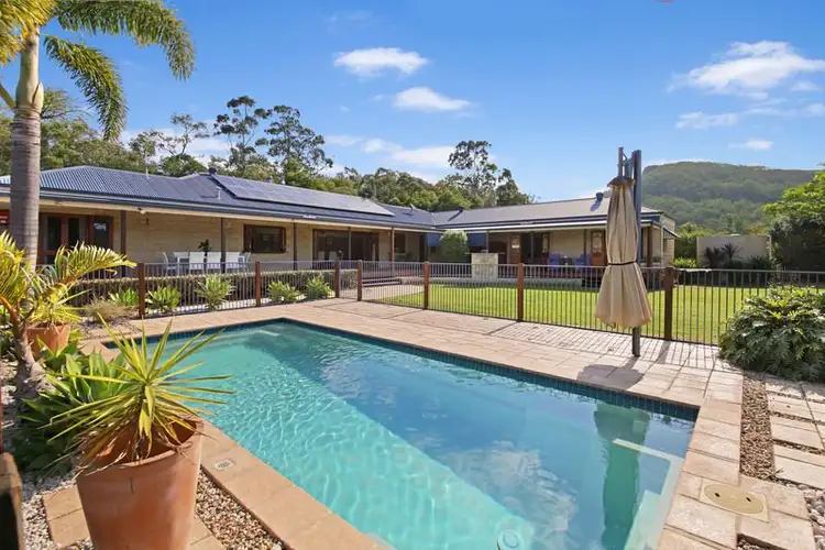 78 Allan Avenue, Glass House Mountains QLD 4518
