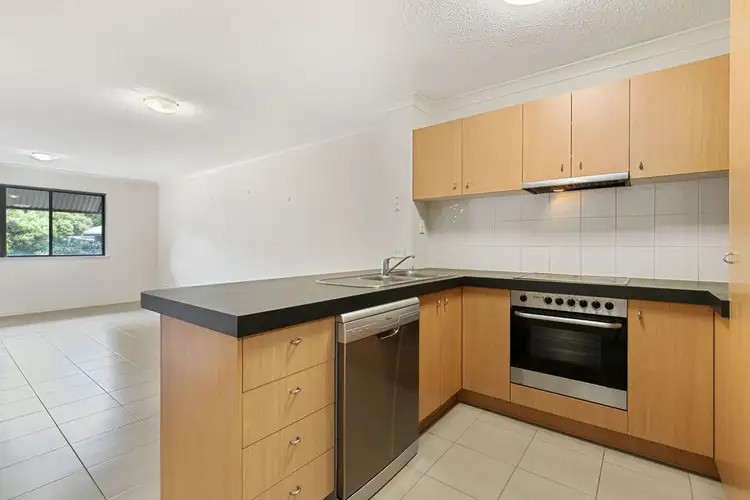 25/38 Palmer Street, Greenslopes QLD 4120