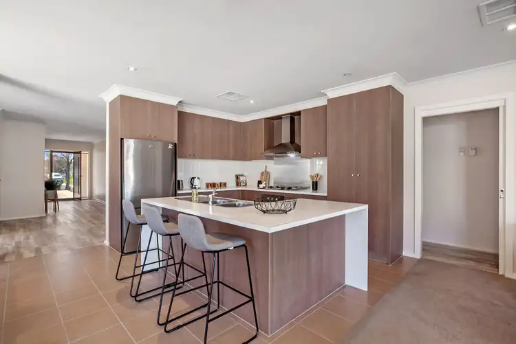 Second view of Homely house listing, 17 Long Island Circuit, Craigieburn VIC 3064