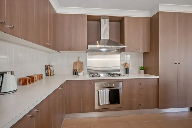 Fourth view of Homely house listing, 17 Long Island Circuit, Craigieburn VIC 3064