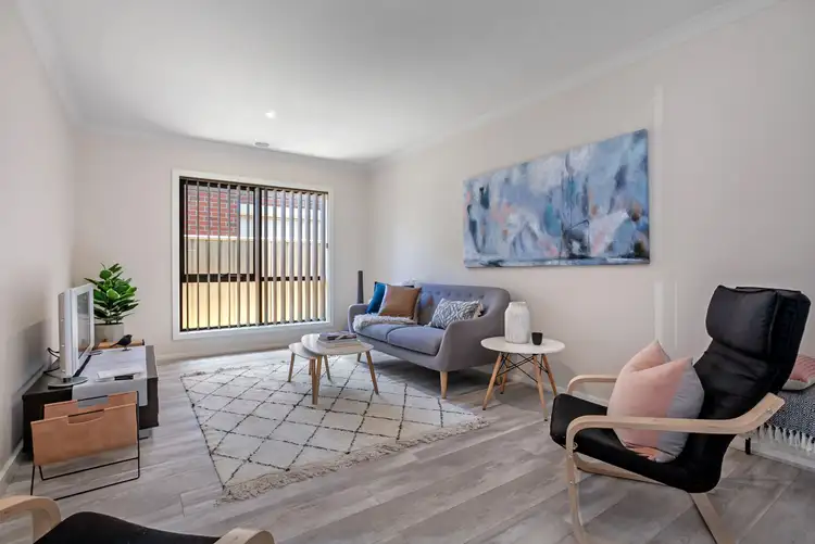 Sixth view of Homely house listing, 17 Long Island Circuit, Craigieburn VIC 3064