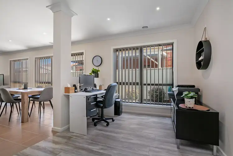 Seventh view of Homely house listing, 17 Long Island Circuit, Craigieburn VIC 3064