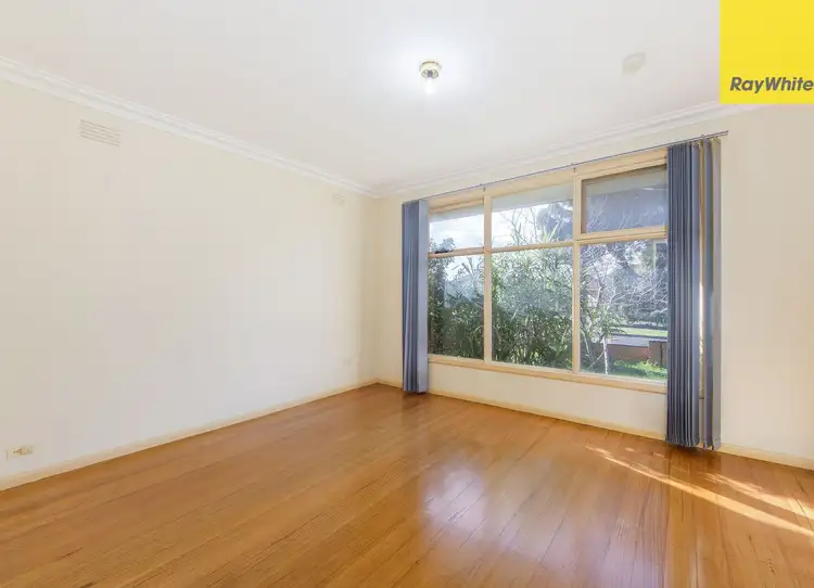 Fifth view of Homely house listing, 47 Stradbroke Drive, St Albans VIC 3021