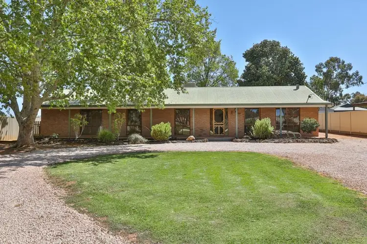 49 River Avenue, Merbein VIC 3505