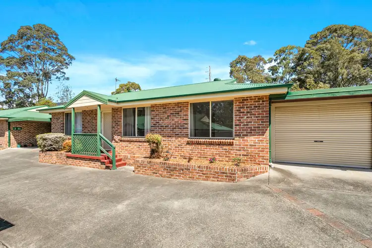 Main view of Homely villa listing, 2/32 Mayfield Circuit, Albion Park NSW 2527